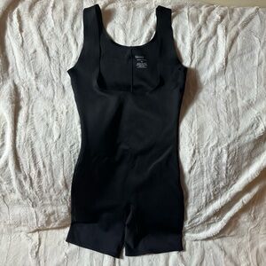 Skinny girl Black Shapewear Bodysuit